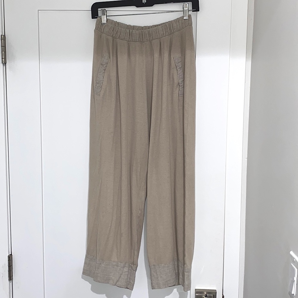 Danskin comfortable flowy wide leg pants.